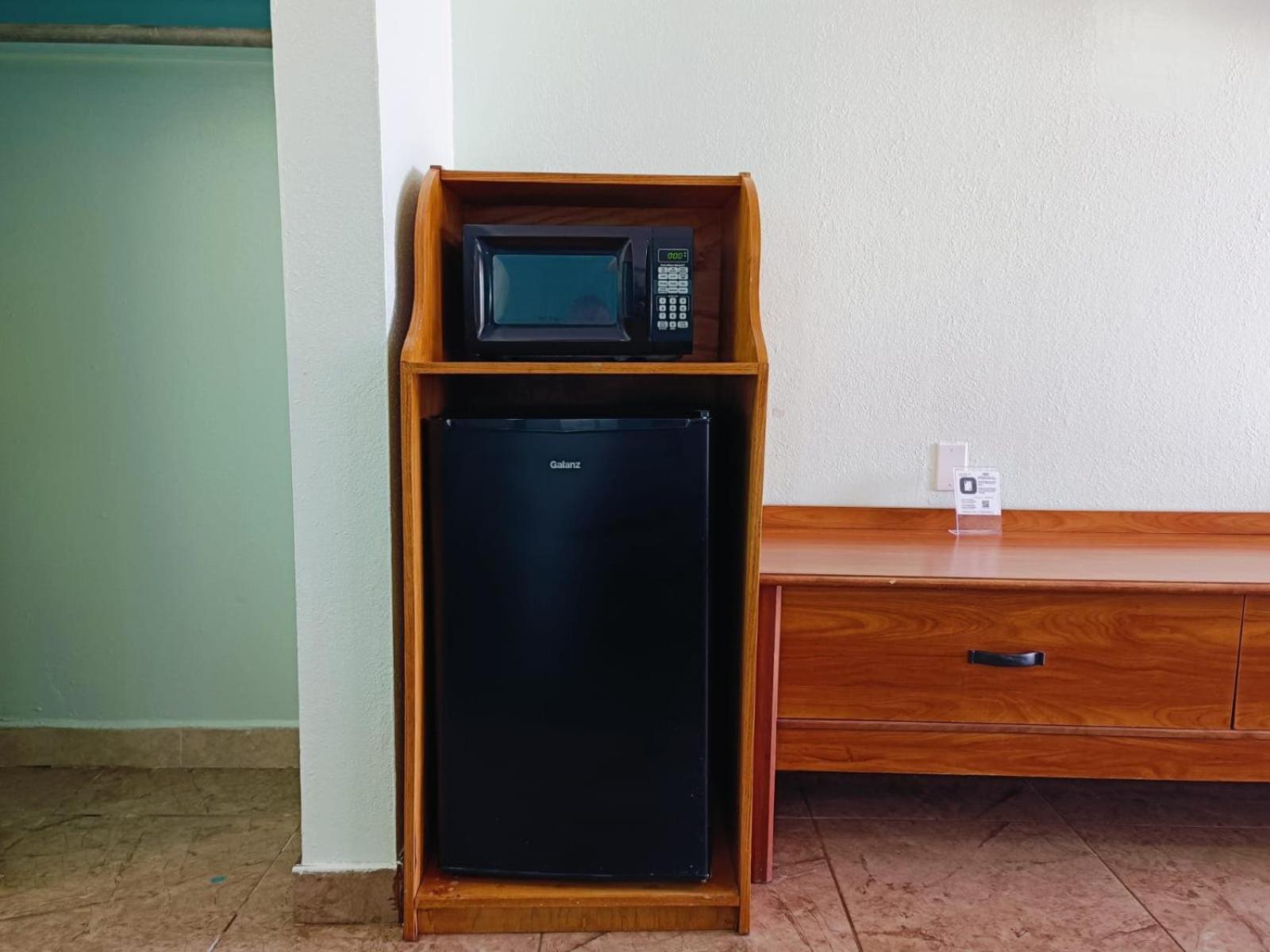 Budget Inn By Oyo Edinburg Hwy 281 Екстериор снимка
