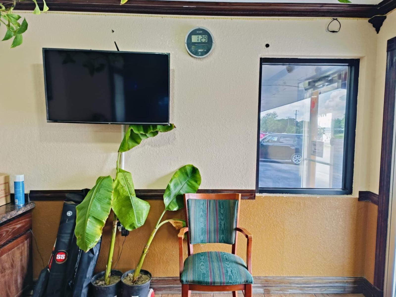 Budget Inn By Oyo Edinburg Hwy 281 Екстериор снимка